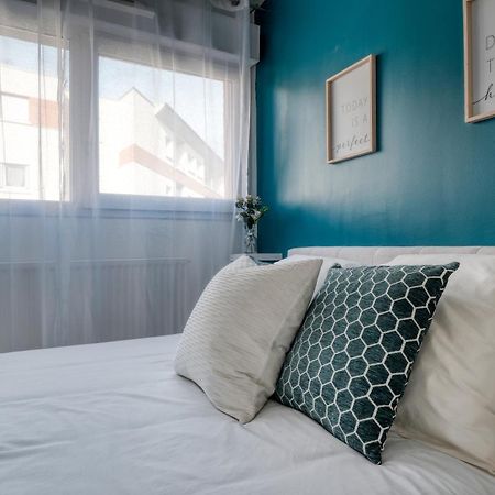 Appartement Cosy Et Calme Elancourt Exterior foto